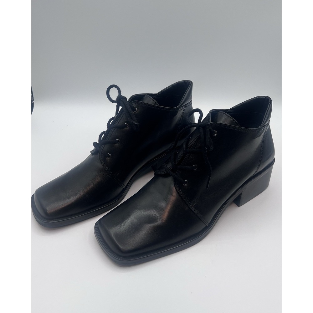 Artiva Black Leather Square Toe Lace Up Ankle Boots Block Heel 8 M Petula